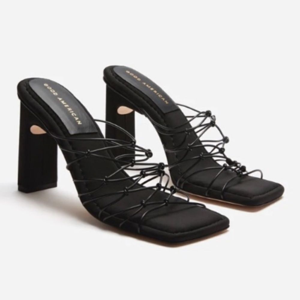 GOOD AMERICAN BLACK NEOPRENE CAGED MULE